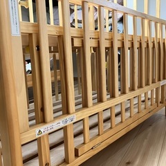 アネシス　ベビーベッドの画像
