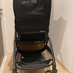 マキシコシ　レオナベビーカーの画像