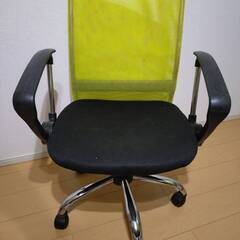 【1脚200円】椅子4脚セットお譲りします（引き取り限定）の画像