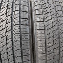 美品２０２３年ブリヂストン冬タイヤ工賃込み１５５／６５Ｒ１４　４本セット②の画像