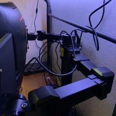 モニターアームの画像