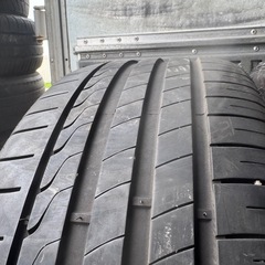 バリ山　MINERVA RADIAL R205 235/40R18 夏タイヤ　　2021年製　18インチの画像