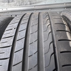 バリ山　MINERVA RADIAL R205 235/40R18 夏タイヤ　　2021年製　18インチの画像