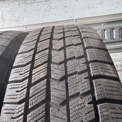 バリ山　GOODYEAR グッドイヤー　ICENAVI 8 195/65R15 スタッドレス　タイヤ　2021年製　15インチの画像