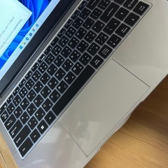 14.1インチ 軽量 薄型 モバイルノートパソコン Windows11 の画像