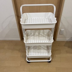 三段棚の画像