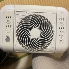サーキュレーター衣類乾燥除湿機　取り引き中の画像
