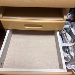 ニトリ　学習机（セット本棚あり）の画像
