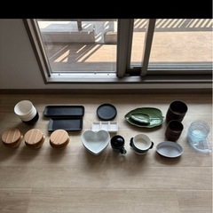 食器20点セットの画像
