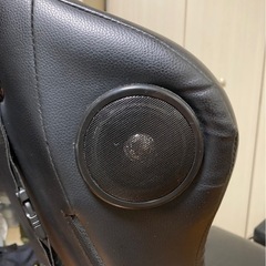  スピーカー付ゲーミングチェアの画像