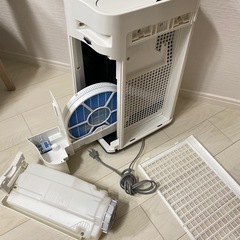 SHARP 加湿空気清浄機 プラズマクラスターの画像