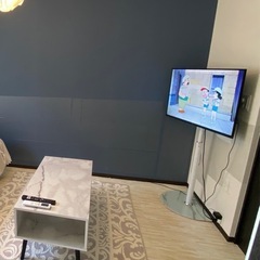 テレビスタンドの画像