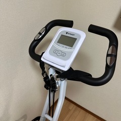 STEADY フィットネスバイク エアロバイク 家庭用 静音 折り畳み Designed in Japanの画像