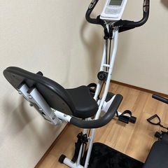 STEADY フィットネスバイク エアロバイク 家庭用 静音 折り畳み Designed in Japanの画像