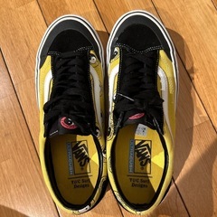 バンズスニーカーの画像