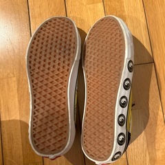 バンズスニーカーの画像