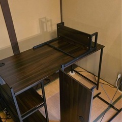 L字デスクの画像