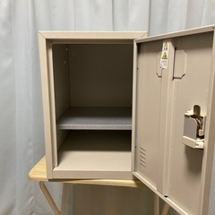 ロッカーの画像