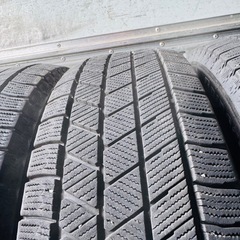 バリ山　BRIDGESTONE ブリヂストン　ブリジストン　VRX3 195/65R15 スタッドレス　タイヤ　2021年製　15インチの画像