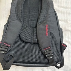 サムソナイトのバックパック黒の画像