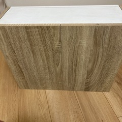 収納ラックの画像