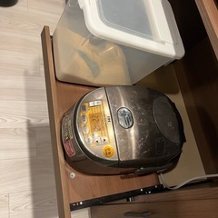 ニトリ　カップボードの画像