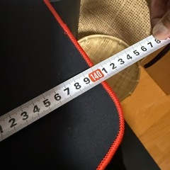 ゲーミングデスクの画像