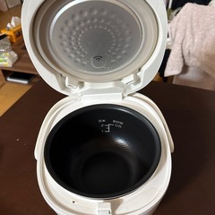 炊飯器の画像