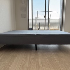 セミダブルベッド　足つきの画像