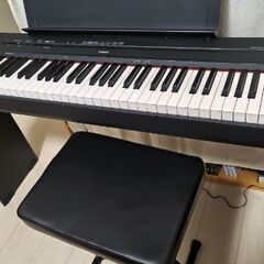YAMAHA P-115 スタンド有　椅子付きの画像
