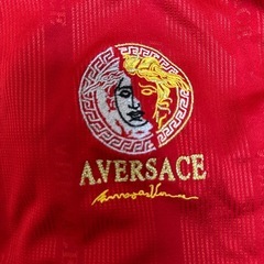 Stussy シャツ 、Versace半ズボン の画像