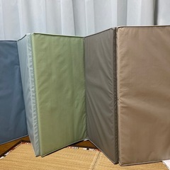 IKEA 折り畳みマット PLUFSIGの画像