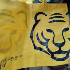ASIAN TIGERS MOBILITY トートバッグ イエローの画像