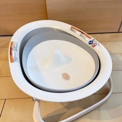 幼児用 2way 折りたたみ式ベビーバスタブ掛けれるタイプの画像