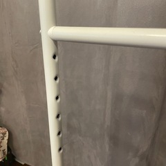 ハンガーラックの画像