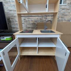 IKEA(イケア) DUKTIG ミニキッチン


の画像