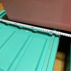 プラスチック衣装ケース3個　おまけタオル5枚ほどの画像