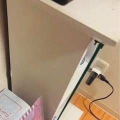 ドウシシャ製　ガラスキャビネットの画像