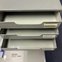 コクヨレトロスチール製　事務棚　書類伝票入れ　２つセットの画像