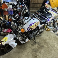 XJR ベースの画像