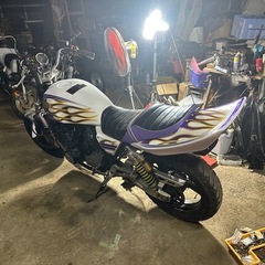 XJR ベースの画像