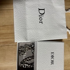 Dior ネックレスの画像