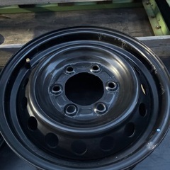 NV350キャラバン  ホイール　純正　鉄チンの画像