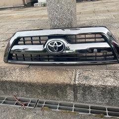 トヨタ　エンブレムの画像