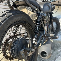 スズキ　グラストラッカービッグボーイ　フルカスタム　モングレル風の画像