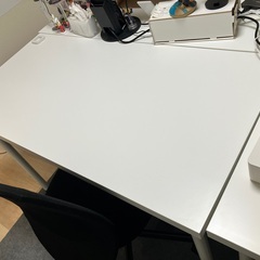 デスク（ホワイト）の画像