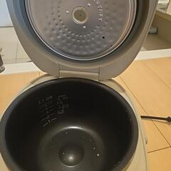 炊飯器の画像