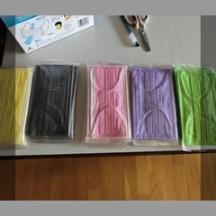 	【地域限定特価】子供用・大人用マスク大量在庫！5円〜（5,000円以上配達OK）の画像