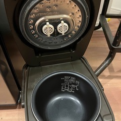 【交渉可】炊飯器アイリスオーヤマの画像