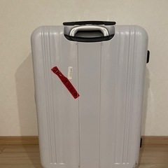 スーツケース　キャリーケースの画像